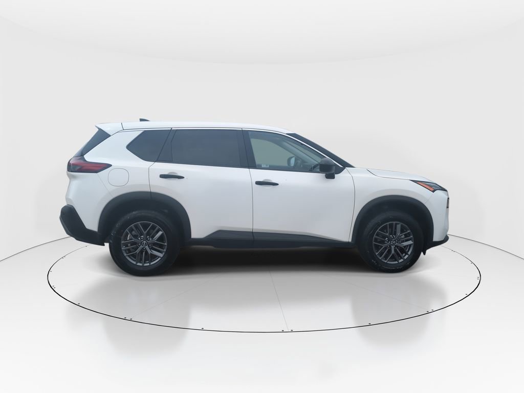Used 2023 Nissan Rogue S FWD image 9