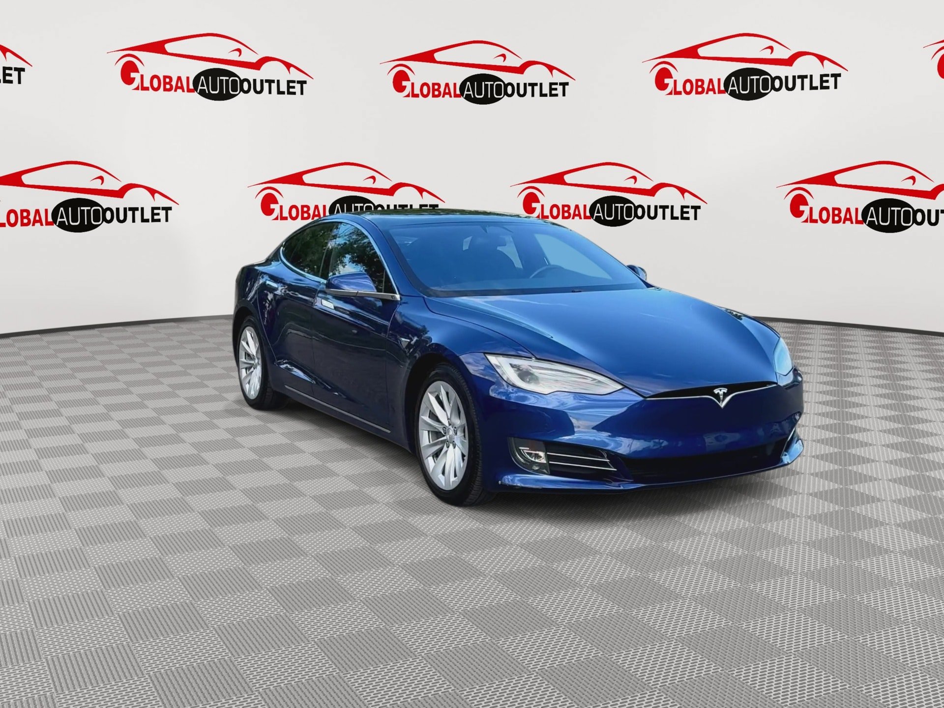 Used 2020 Tesla Model S Long Range Plus AWD/4WD image 2