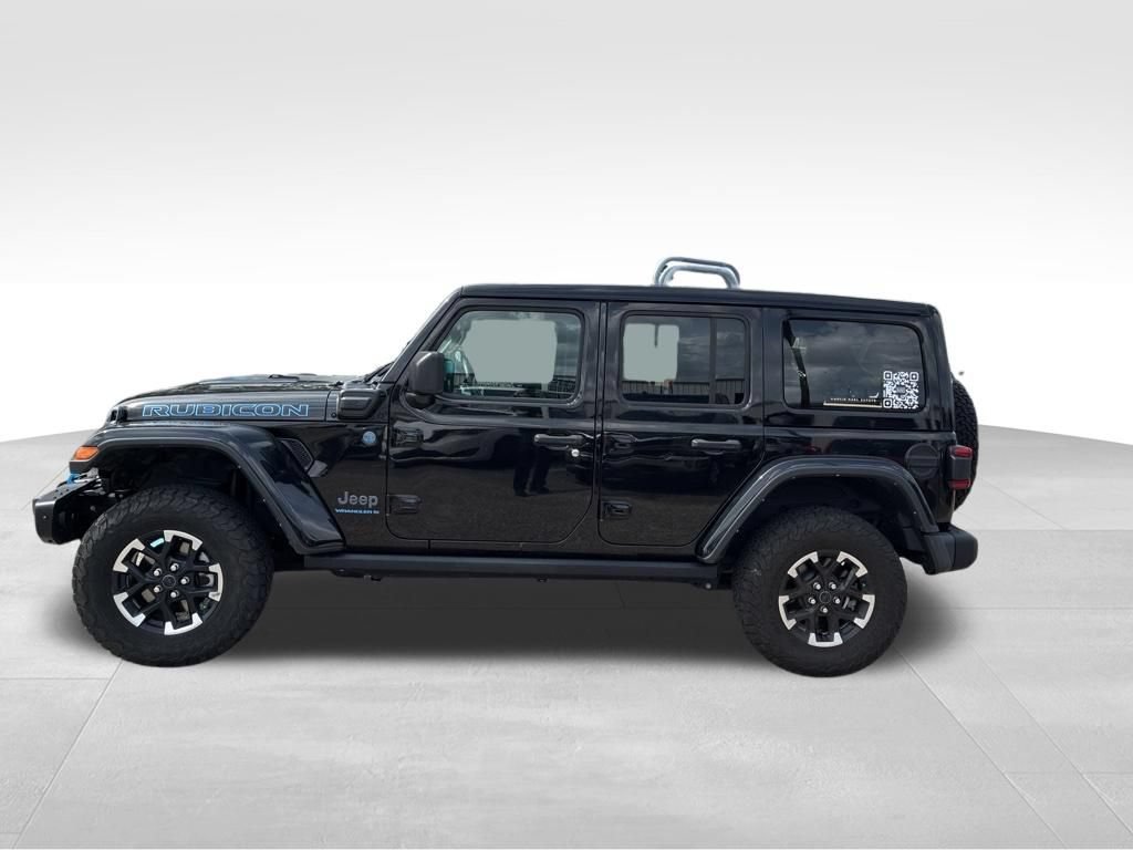 Used 2024 Jeep Wrangler Unlimited Rubicon 4xe AWD/4WD image 2
