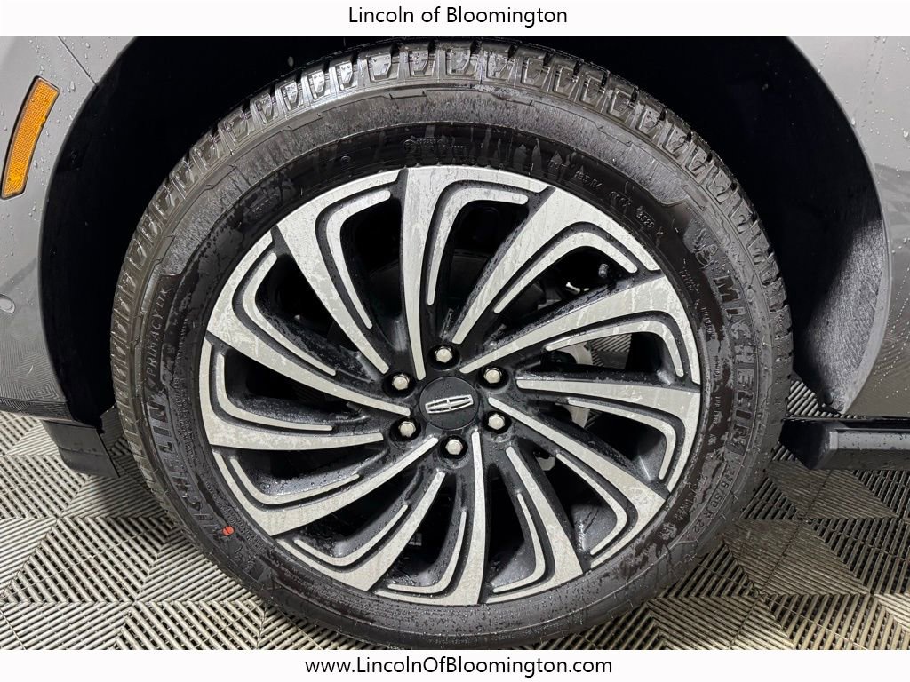 New 2025 Lincoln Navigator L Black Label image 10