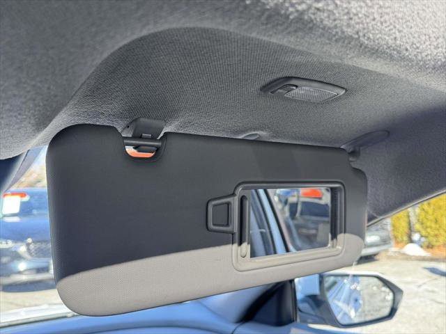 Certified 2025 Hyundai Elantra SEL FWD image 32