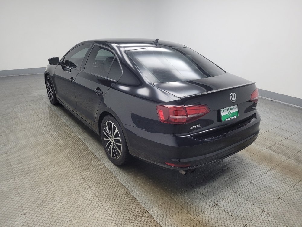 Used 2016 Volkswagen Jetta Sport w/ Lighting Package FWD image 3