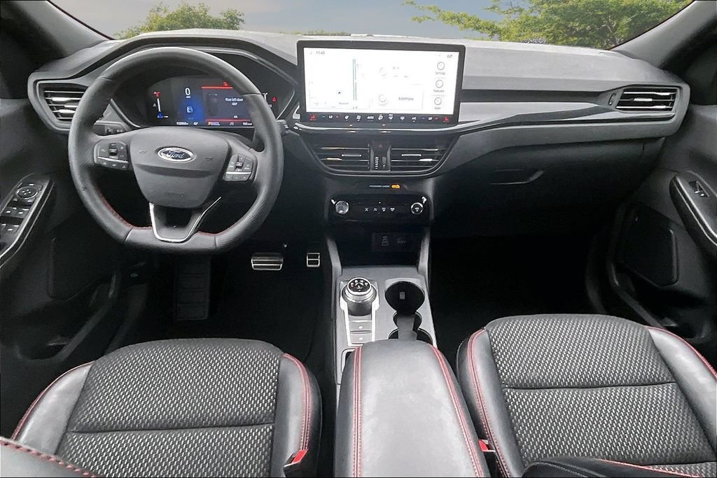 Used 2024 Ford Escape ST-Line w/ Tech Pack #1 AWD/4WD image 16