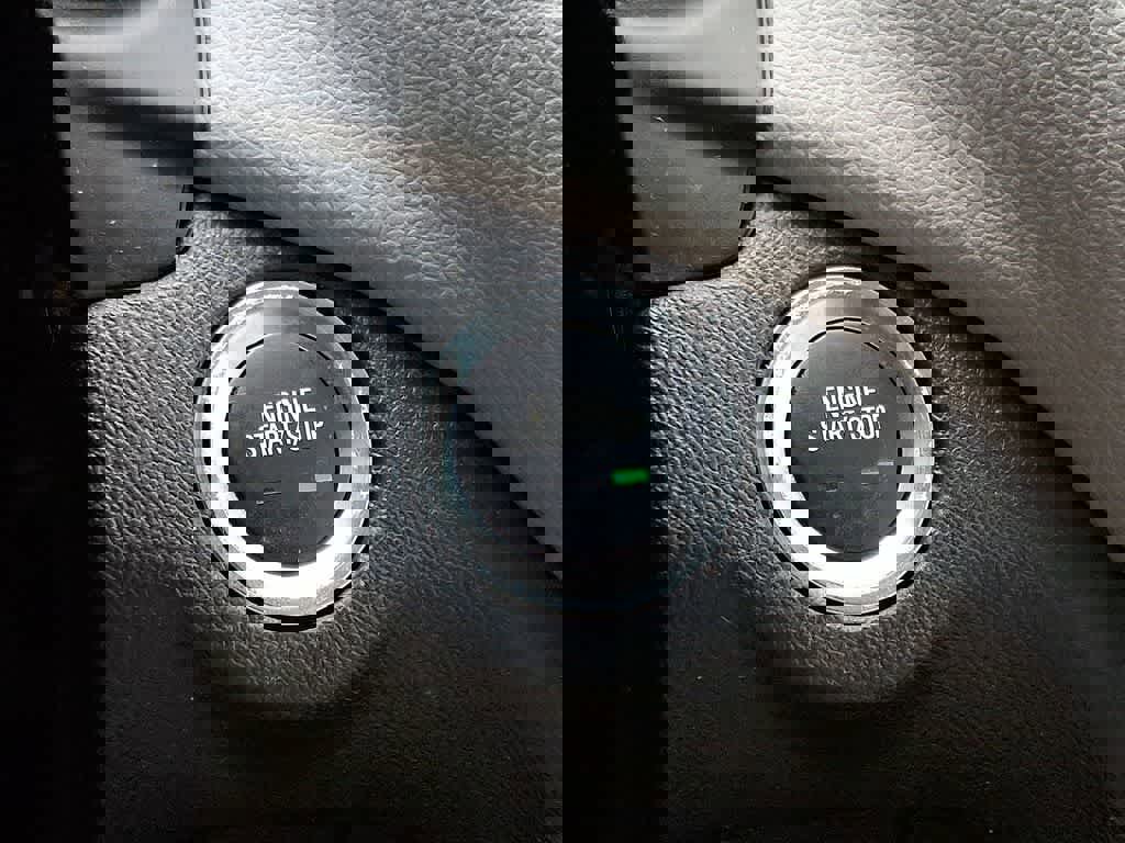 Used 2023 Chevrolet Equinox LS w/ Driver Confidence II Package image 21