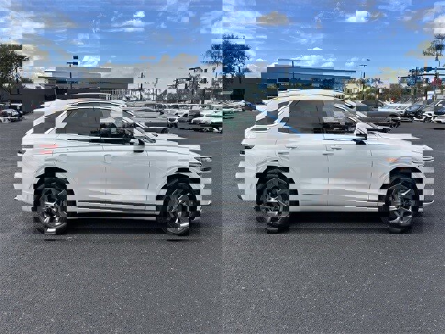 New 2026 Genesis GV70 2.5T Select image 8