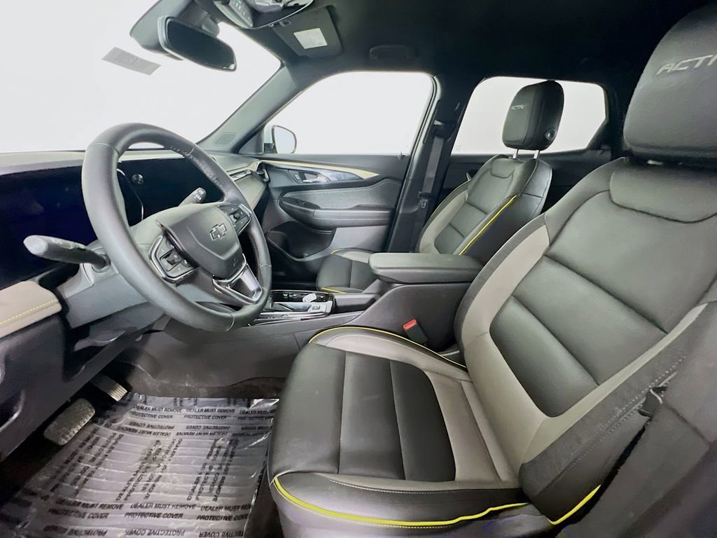 Used 2025 Chevrolet TrailBlazer ACTIV w/ Convenience Package image 19
