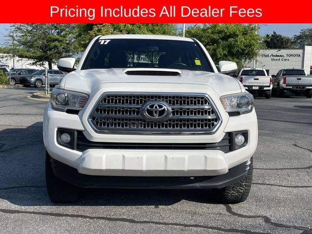 Used 2017 Toyota Tacoma TRD Sport w/ Tow Package (A/T) AWD/4WD image 8