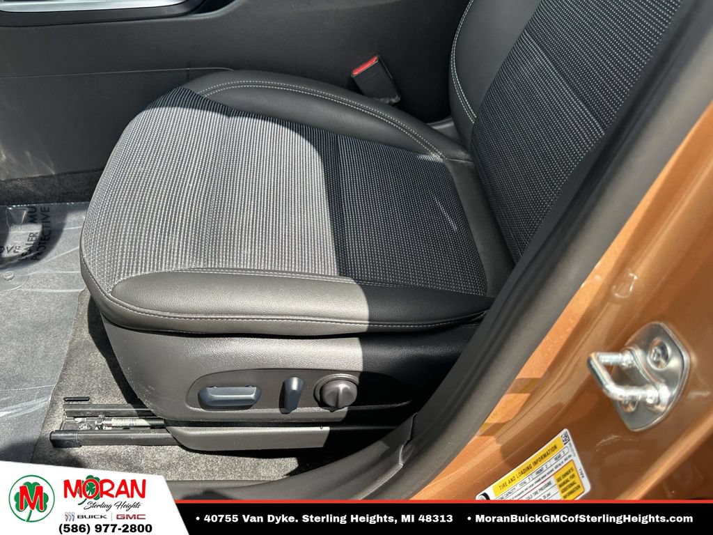 Certified 2024 Buick Envista Sport Touring w/ Convenience I Package FWD image 18