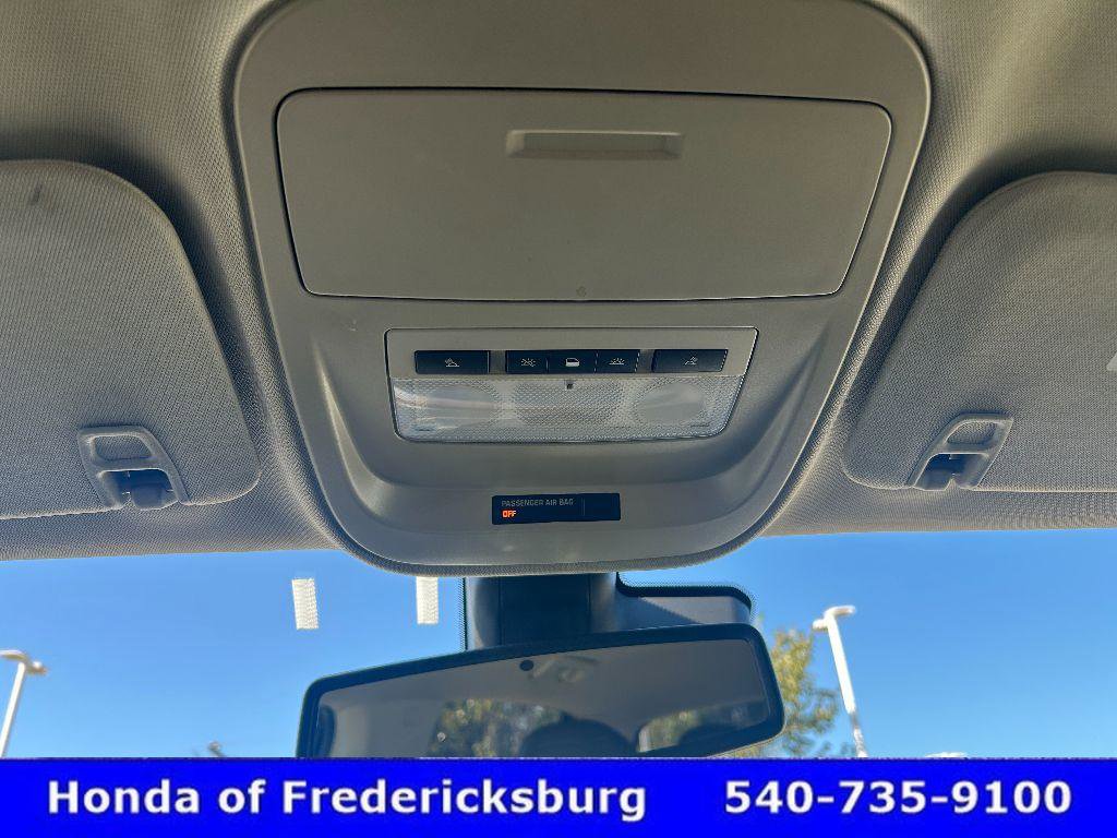 Used 2022 GMC Canyon AT4 w/ Driver Alert Package image 28