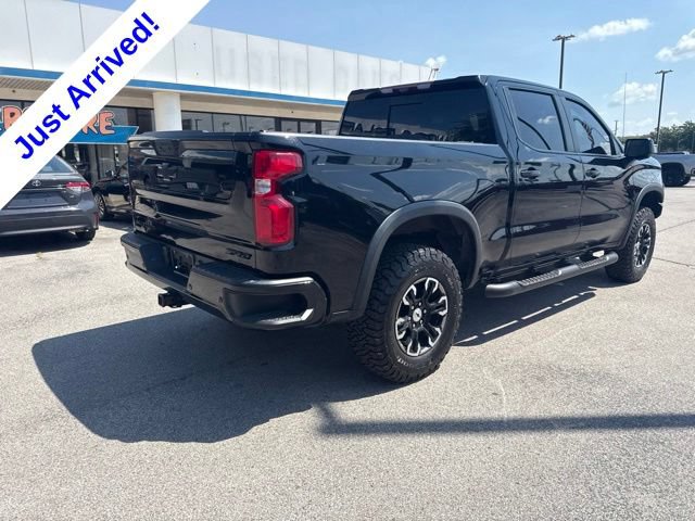 Used 2022 Chevrolet Silverado 1500 ZR2 w/ Technology Package AWD/4WD image 3