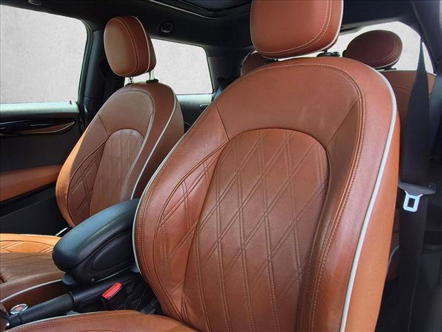 Used 2019 MINI Cooper S w/ Signature Upholstery Package FWD image 8