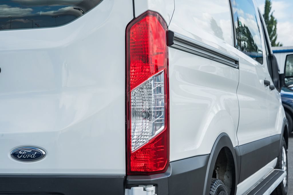 Certified 2025 Ford Transit 250 Low Roof w/ Exterior Upgrade Package RWD image 7