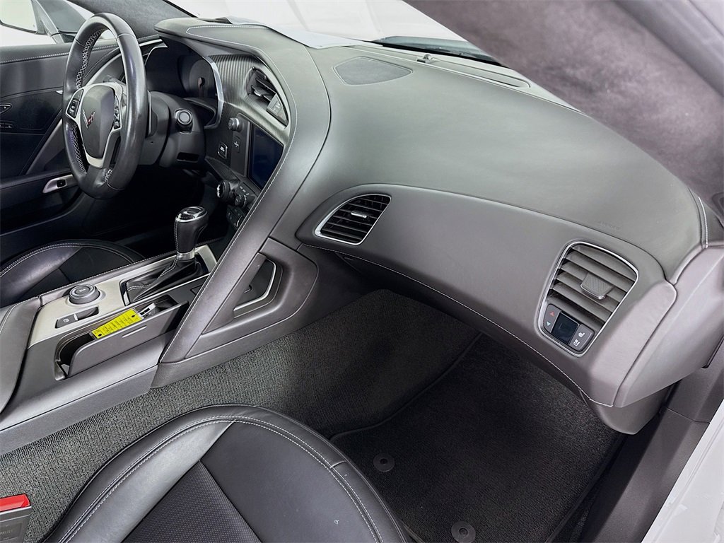 Used 2015 Chevrolet Corvette Stingray Convertible w/ 3LT Preferred Equipment Group image 28