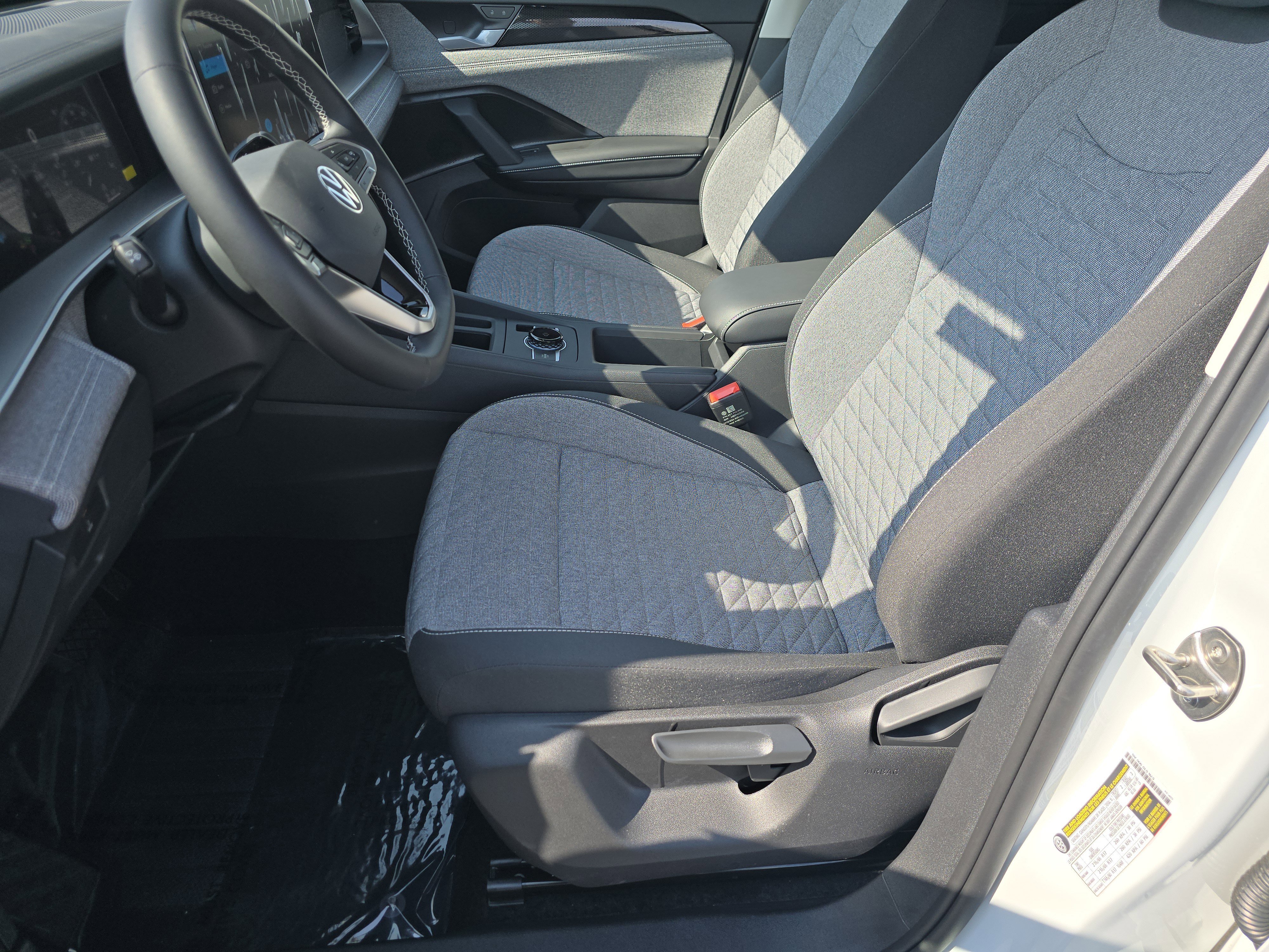 New 2026 Volkswagen Tiguan S AWD/4WD image 17