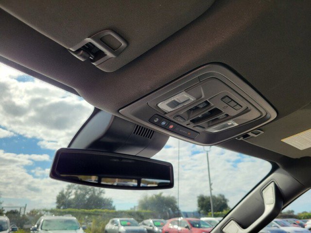 Certified 2022 GMC Sierra 1500 SLT image 25