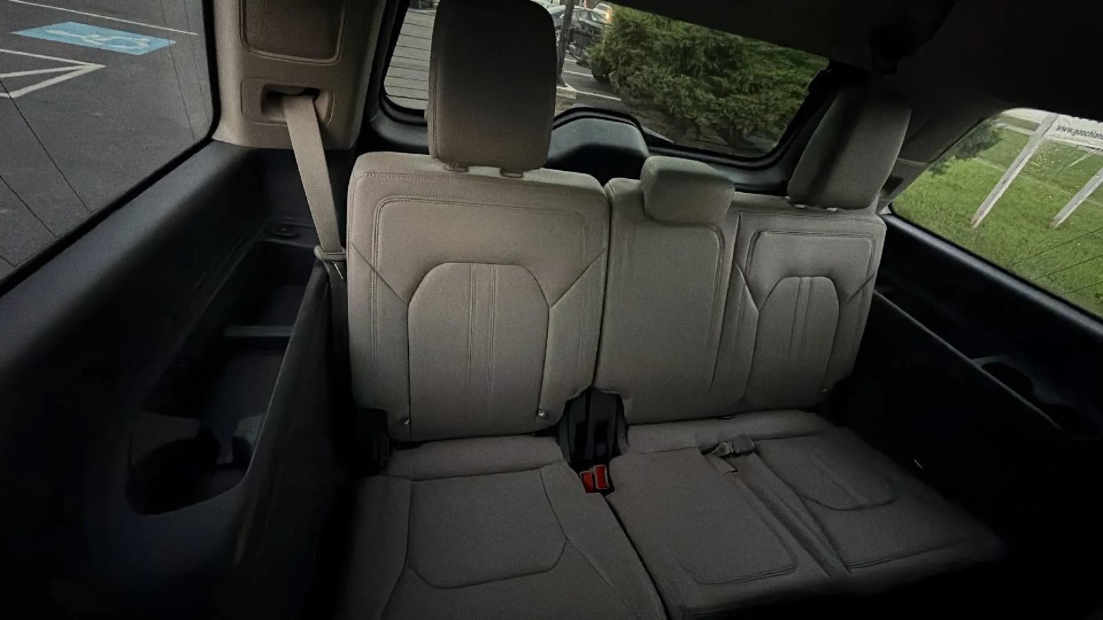 Used 2018 Ford Expedition Limited w/ Equipment Group 301A AWD/4WD image 57