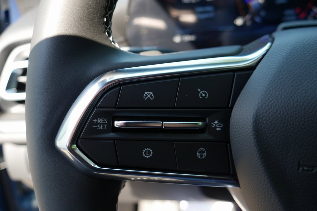 New 2026 Chevrolet Traverse LT w/ Enhanced Driving Package image 13