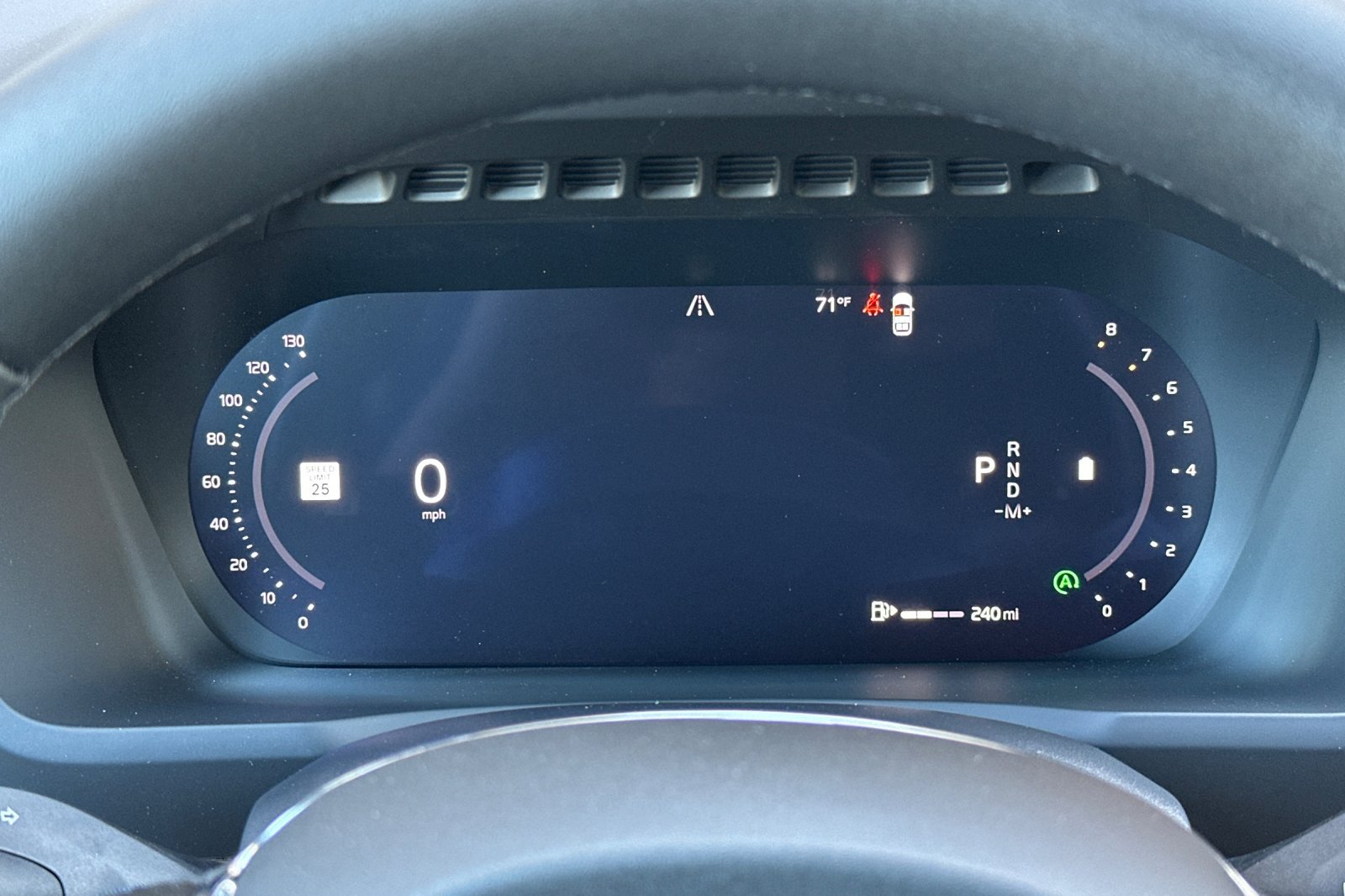 New 2027 Volvo XC90 B6 Plus AWD/4WD image 22