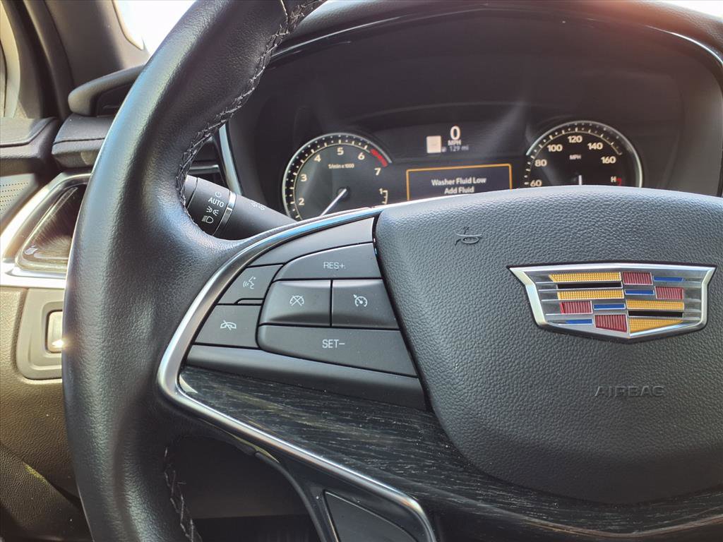Used 2023 Cadillac XT5 Premium Luxury image 17