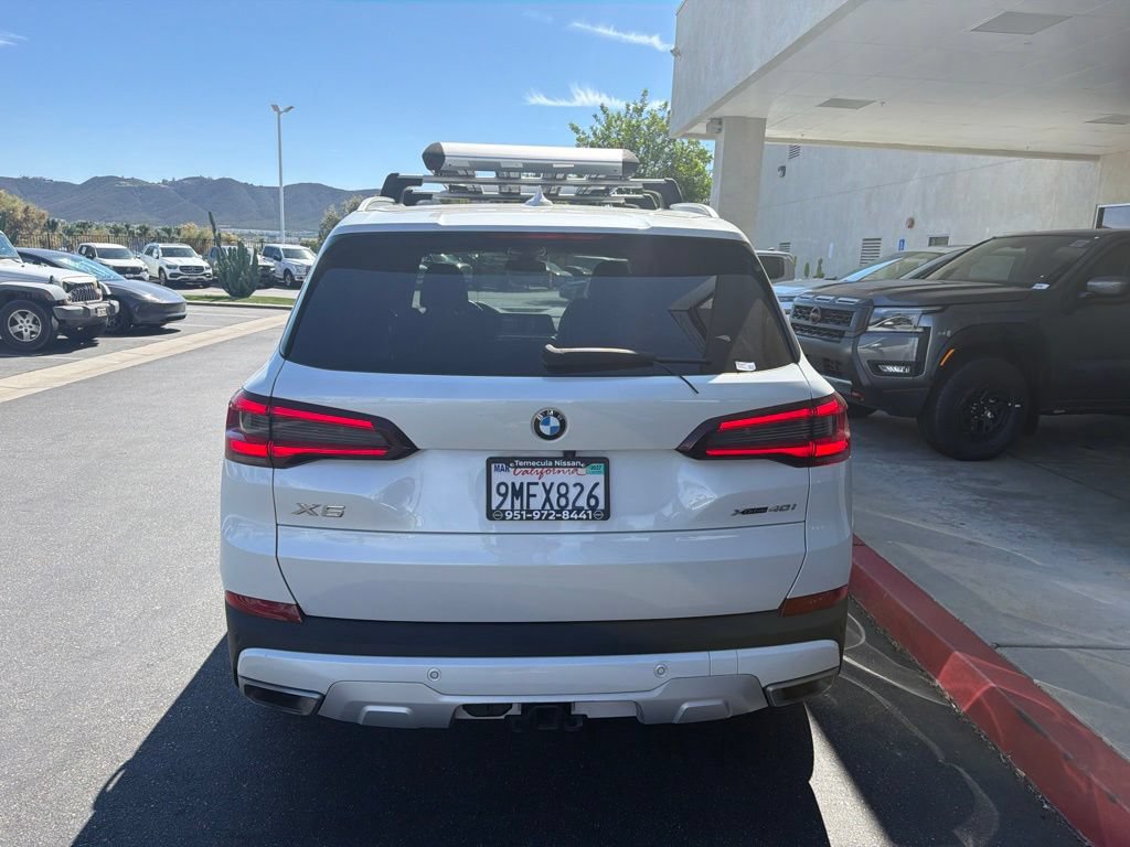 Used 2023 BMW X5 xDrive40i w/ Premium Package AWD/4WD image 7