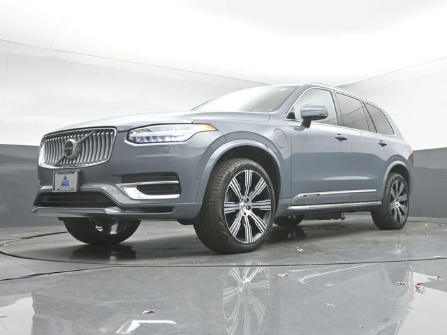 Used 2023 Volvo XC90 T8 Plus image 40