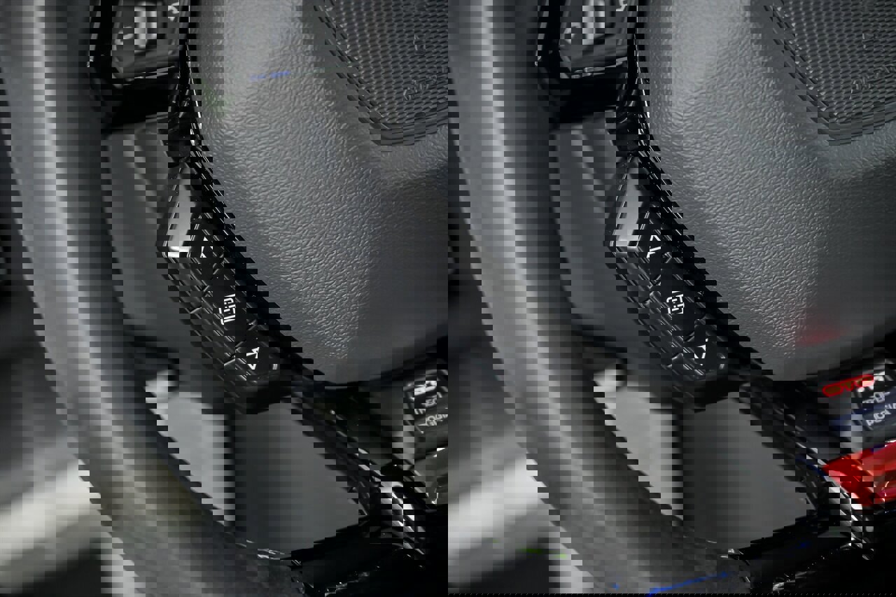 Used 2022 Lamborghini Huracan STO image 26