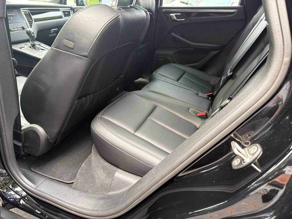 Used 2017 Porsche Macan S AWD/4WD image 21