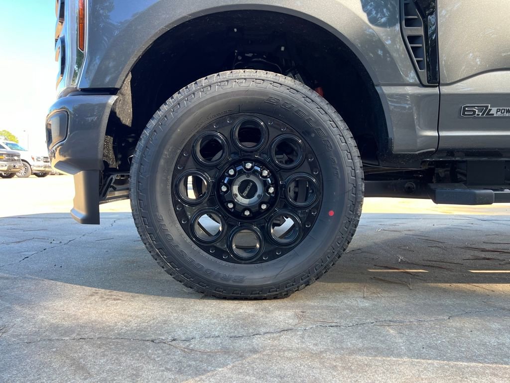 New 2026 Ford F250 Lariat w/ Black Appearance Package image 20