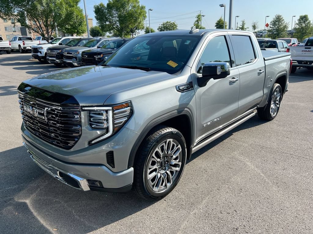 Certified 2025 GMC Sierra 1500 Denali Ultimate AWD/4WD image 1