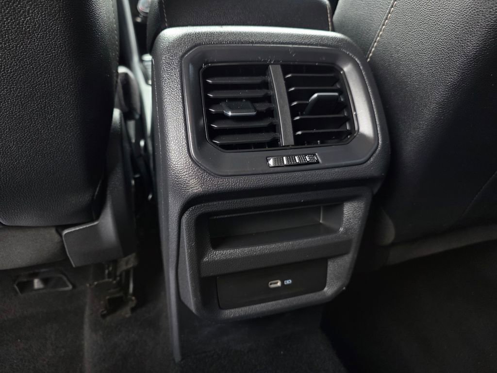 Used 2023 Volkswagen Taos SE image 24