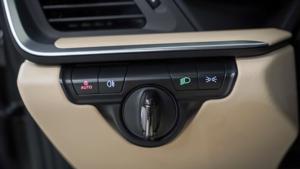 Certified 2022 Porsche 911 Carrera S image 22