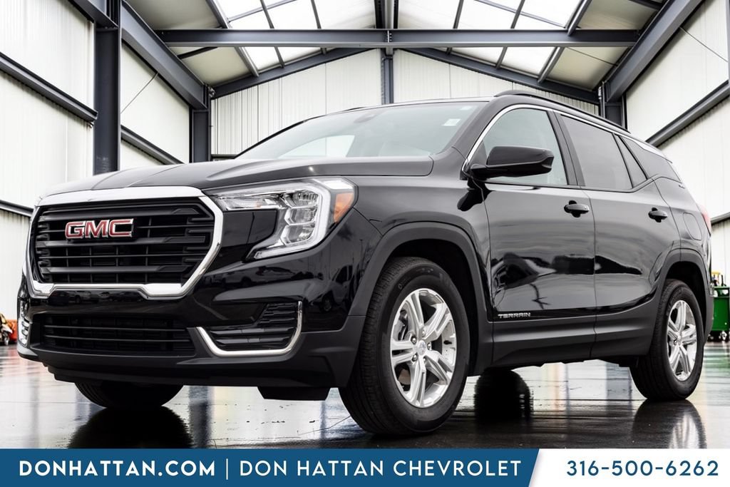 Used 2024 GMC Terrain SLE w/ Driver Convenience Package