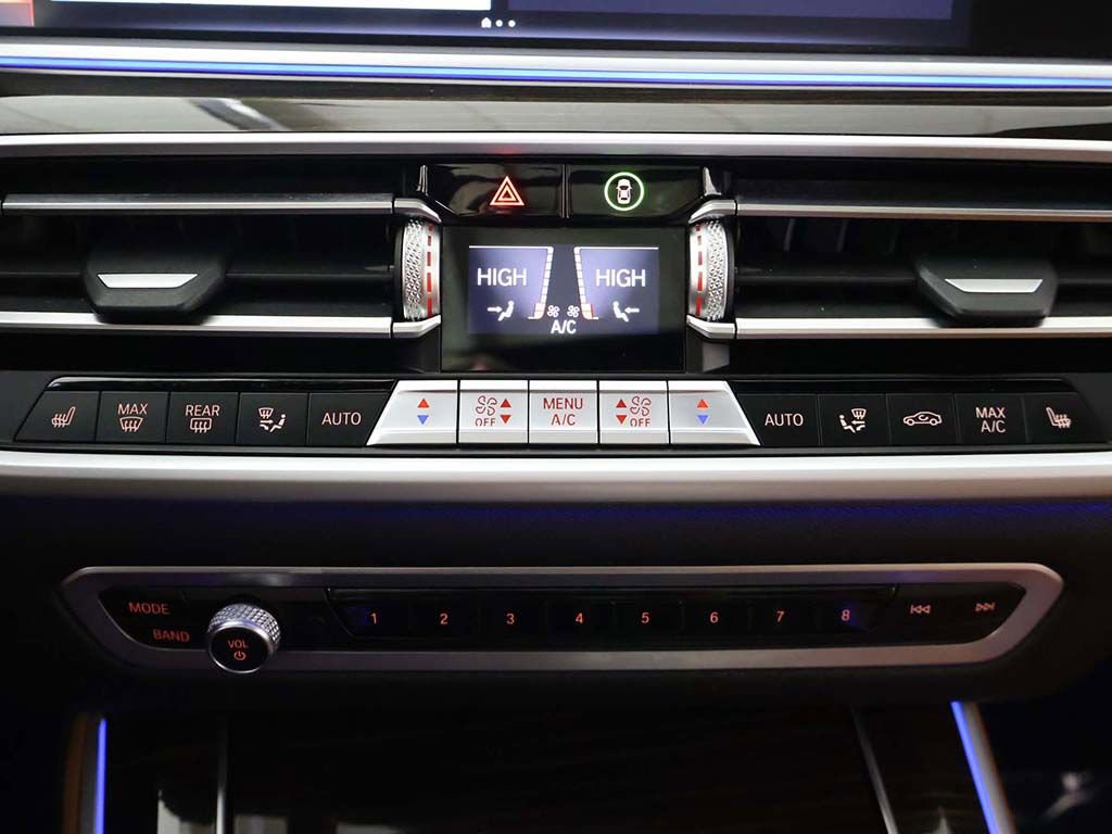 Used 2021 BMW X5 xDrive40i w/ Premium Package 2 image 58