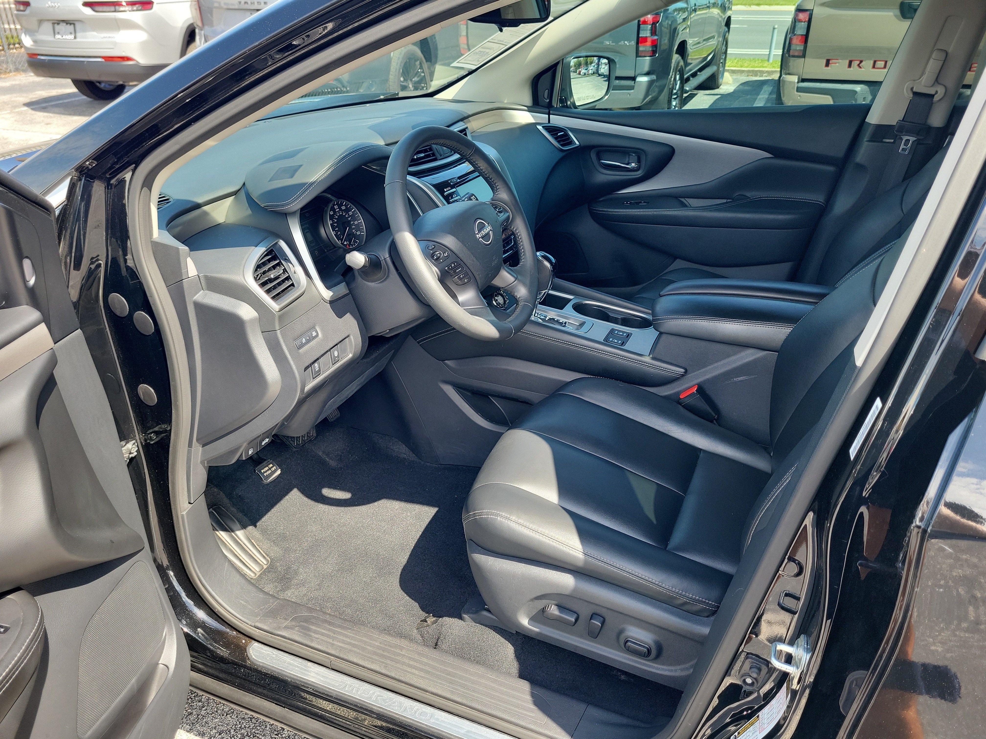 Certified 2023 Nissan Murano SV FWD image 11