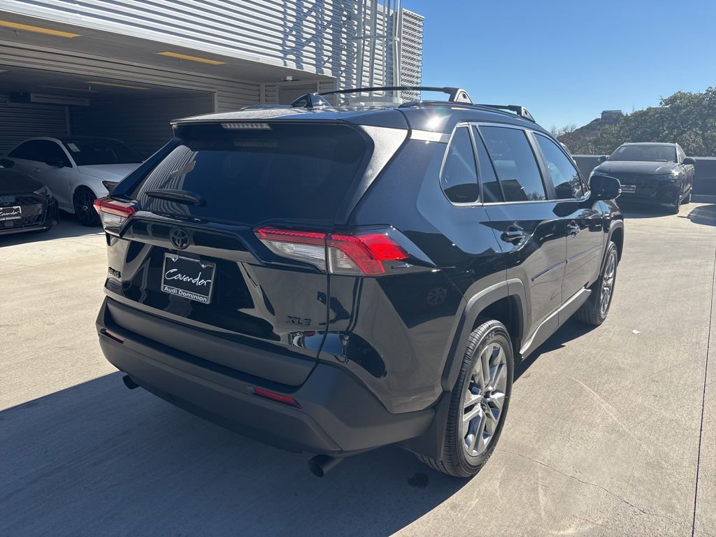 Used 2025 Toyota RAV4 XLE Premium image 6