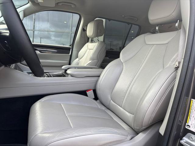 Used 2022 Jeep Wagoneer Series I w/ Convenience Group I AWD/4WD image 15