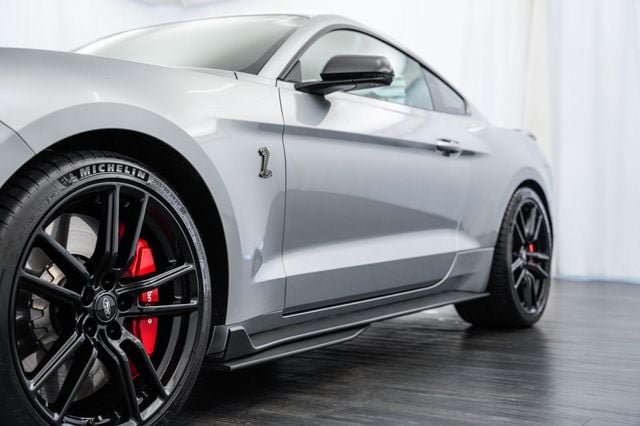 Used 2021 Ford Mustang Shelby GT500 w/ Technology Package RWD image 31