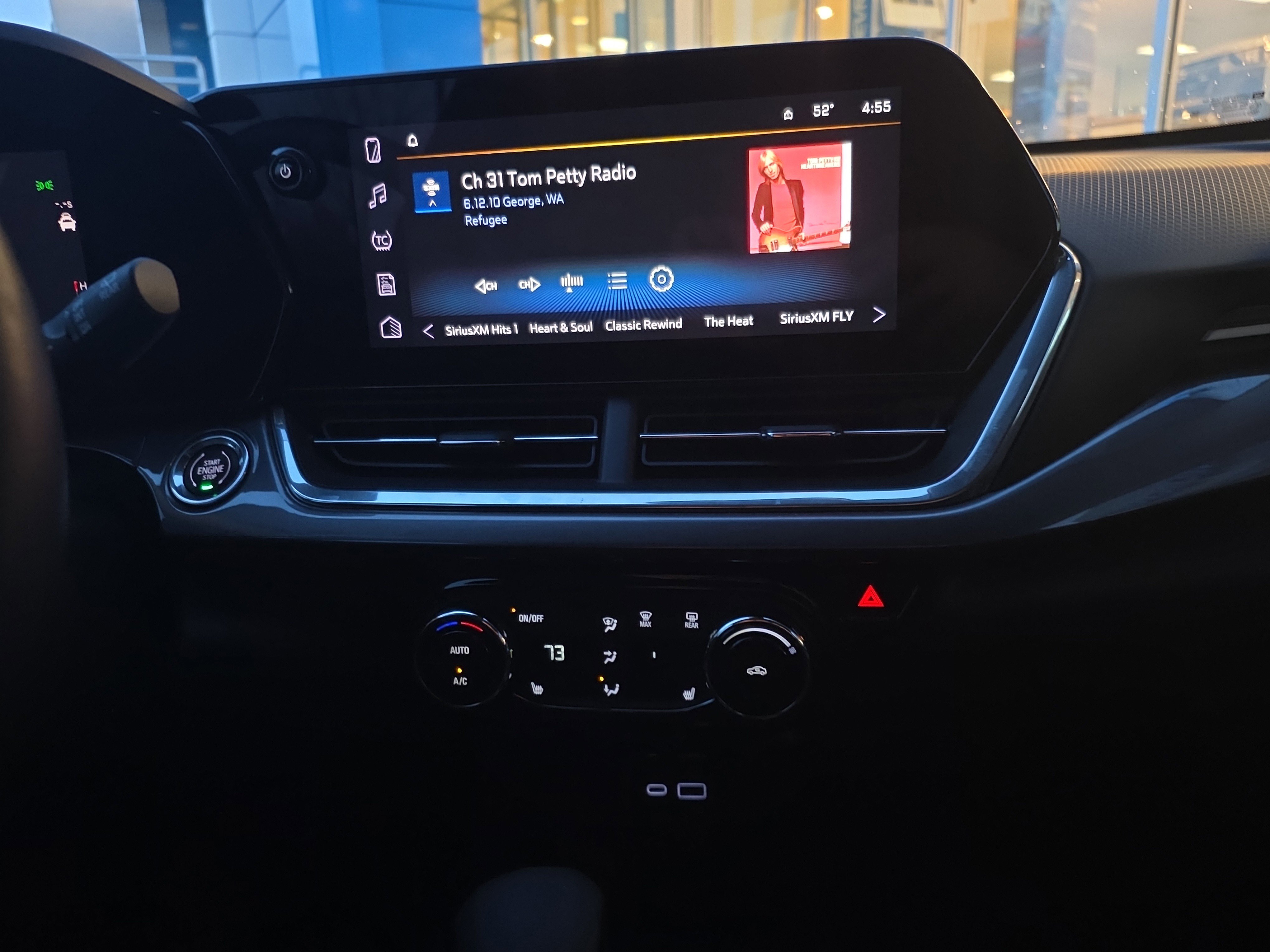 Used 2024 Chevrolet Trax ACTIV w/ Driver Confidence Package image 23