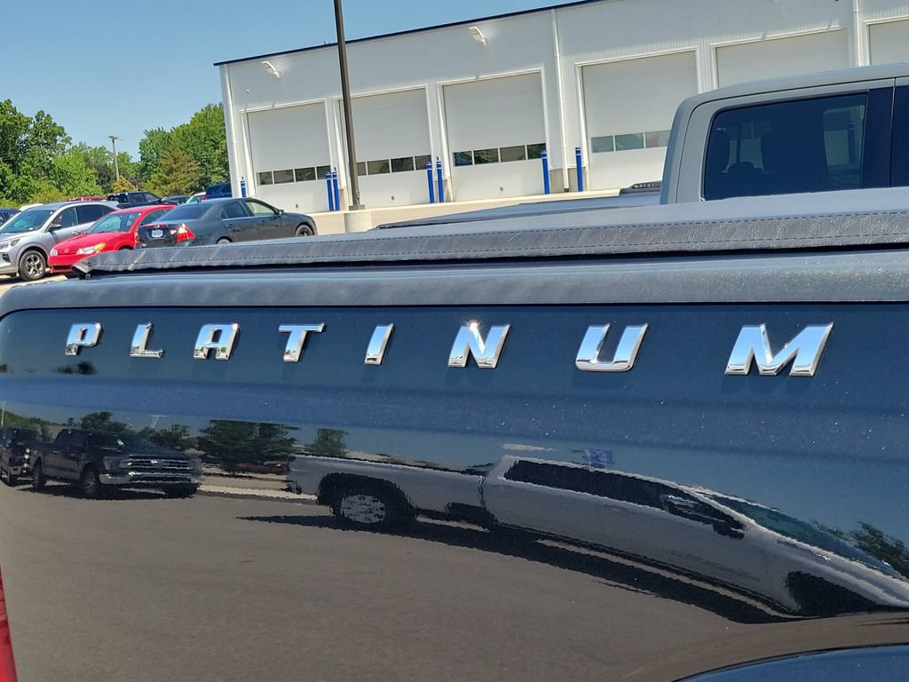 Used 2015 Ford F250 Platinum w/ Snow Plow Prep Package AWD/4WD image 8