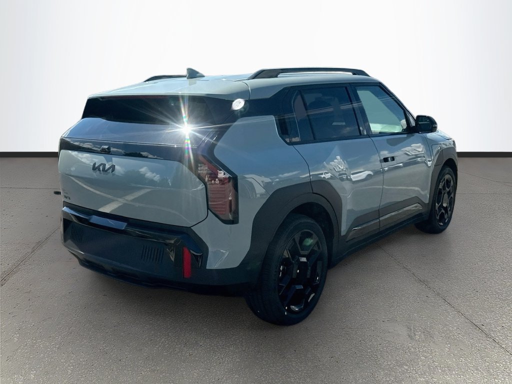 New 2027 Kia EV3 Wind FWD image 7