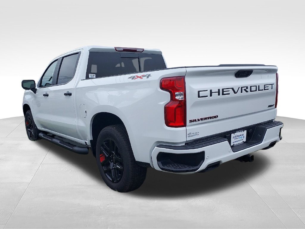 New 2026 Chevrolet Silverado 1500 RST w/ Redline Edition AWD/4WD image 3