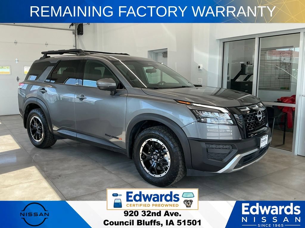 Used 2025 Nissan Pathfinder Rock Creek AWD/4WD image 2