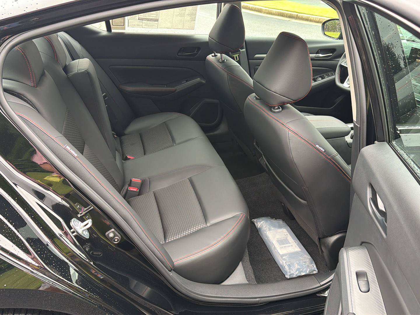 New 2026 Nissan Altima 2.5 SR w/ SR Midnight Edition Package FWD image 13