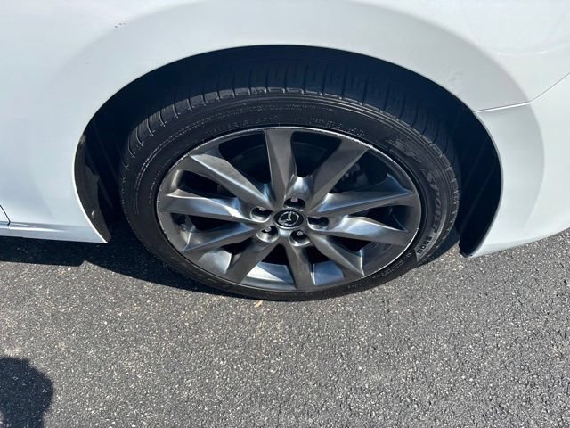 Used 2018 MAZDA MAZDA3 Touring FWD image 4