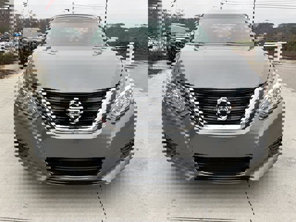 Used 2018 Nissan Altima 2.5 S w/ S Convenience Package image 29