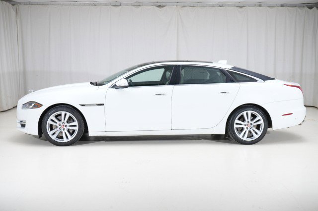 Used 2016 Jaguar XJ L Portfolio image 2
