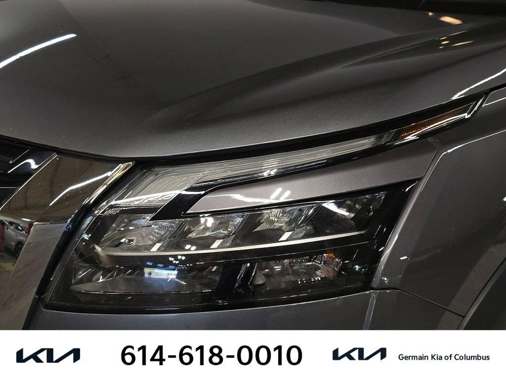 Used 2024 Nissan Pathfinder SV w/ SV Premium Package AWD/4WD image 15