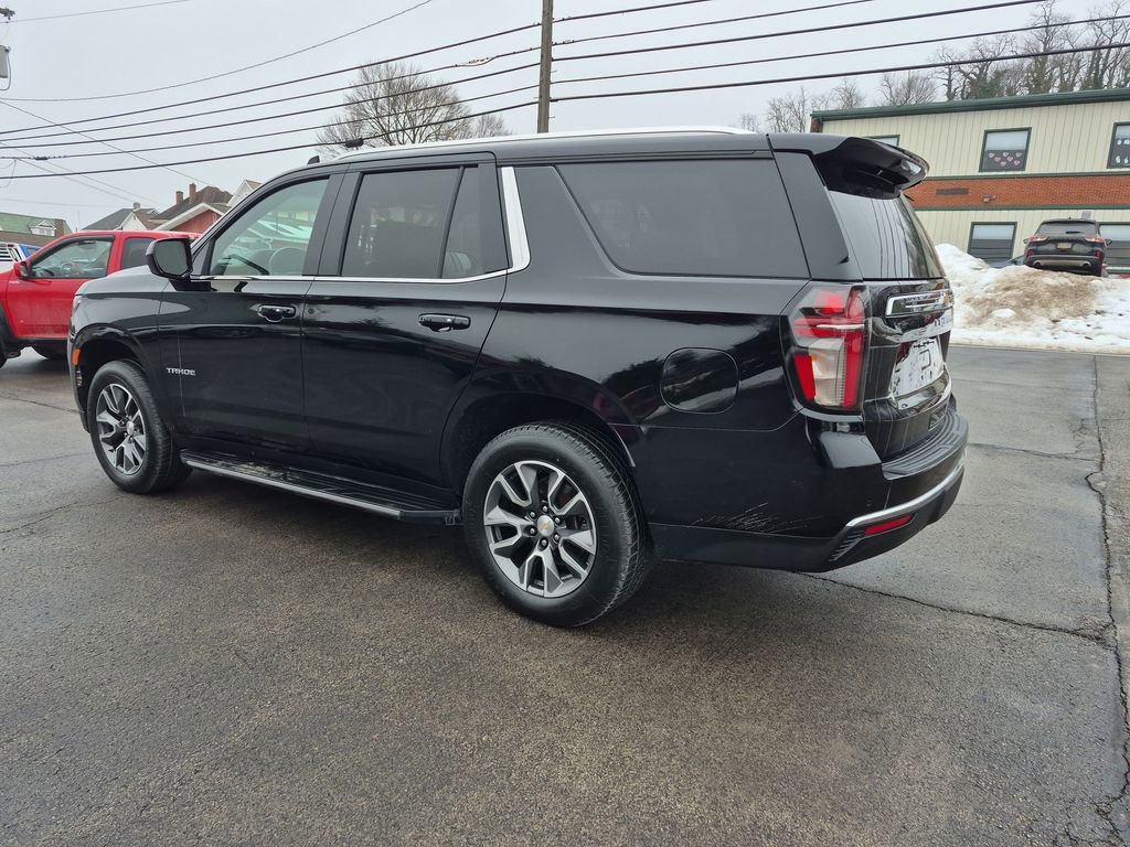 Used 2021 Chevrolet Tahoe LT w/ Rear Media and Nav Package image 13
