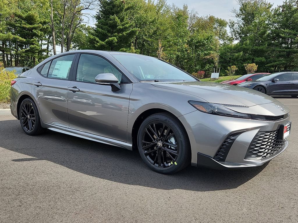 New 2026 Toyota Camry SE image 2