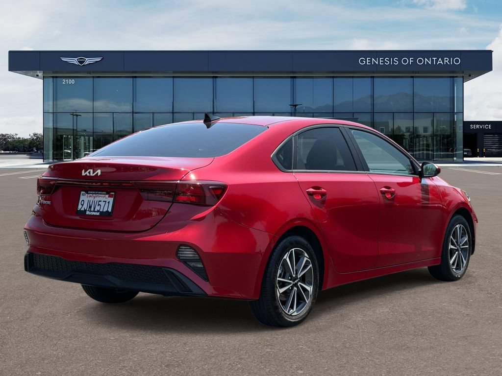 Used 2024 Kia Forte LXS FWD image 4